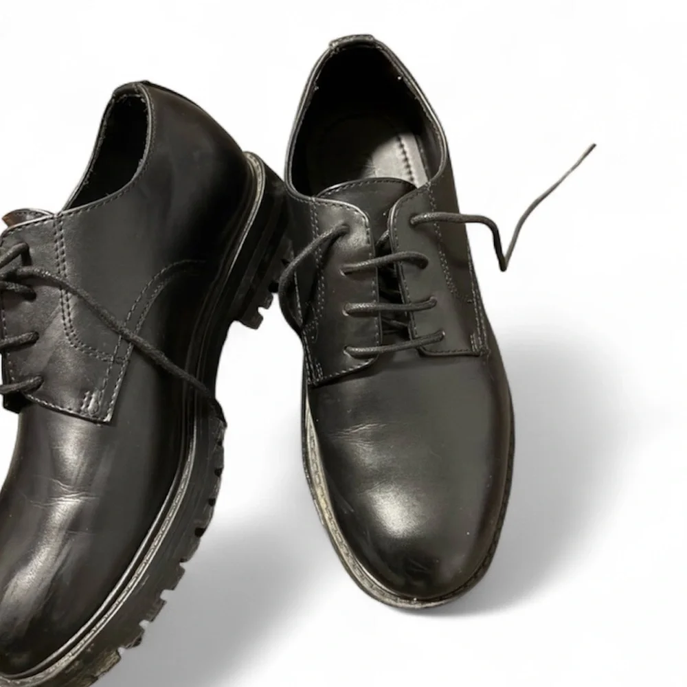 ZARA Boys Black Dress shoes size 7